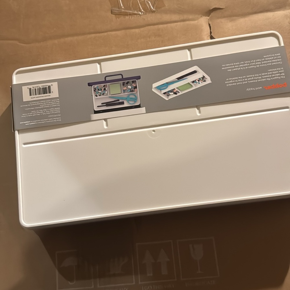 NWT poppin White Drawer Organizer